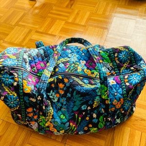 Vera Bradley travel duffle (midnight blues color)